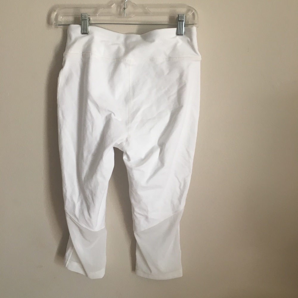 COPY - Lole Cobra Capri White Leggings NWT